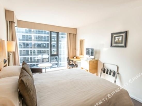 Фото The Westminster London, Curio Collection by Hilton