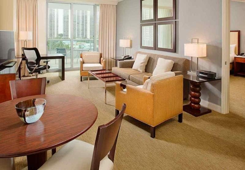 Фото Residence Inn by Marriott Fort Lauderdale Intracoastal/Il Lugano