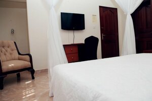 Airport View Hotel (Central Province, Entebbe Airport), hotel