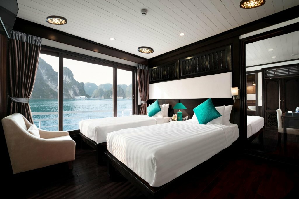 Hotel Alisa Luxury Cruise, Quảng Ninh Province, photo