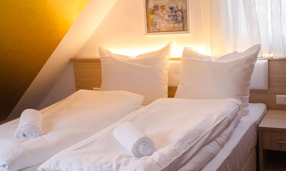 Фото Alpha & Omega Hotel