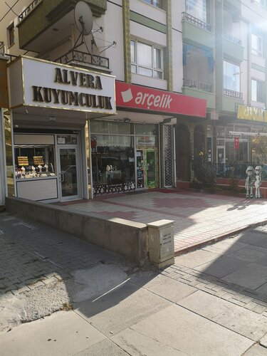 Alvera Kuyumculuk Mücevherat Fotoğraf 3