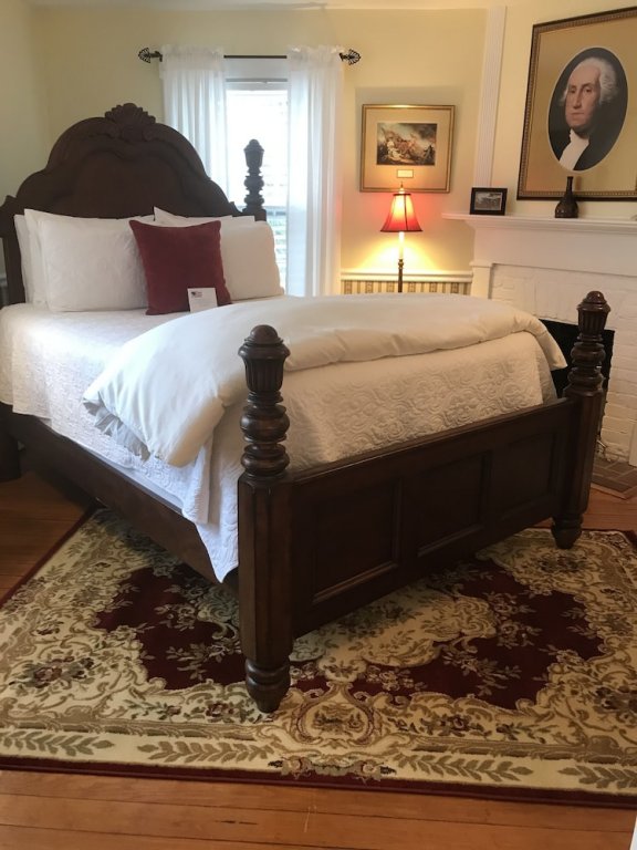 Фото A Williamsburg White House