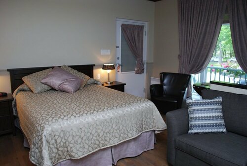 Хостел Auberge de l'Evêché в Римуски