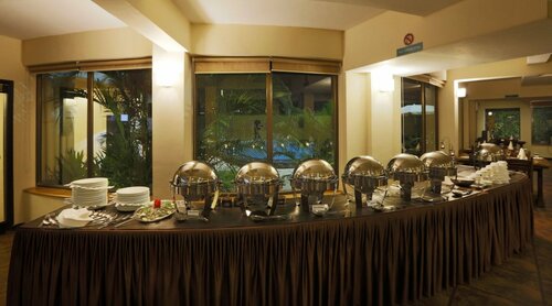 Гостиница The Sea Horse Resort в Арпоре