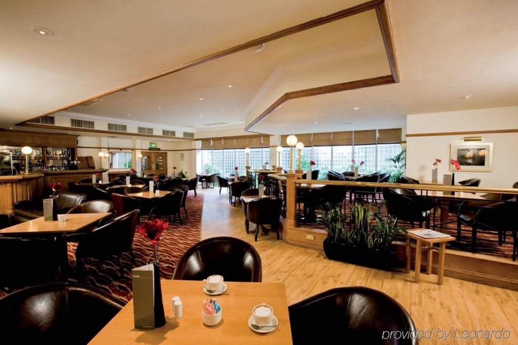 Фото The Aberdeen Altens Hotel