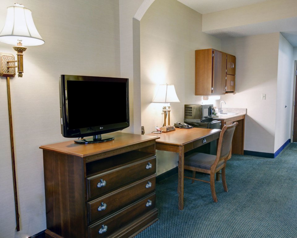 Фото Comfort Suites Waco Near University Area