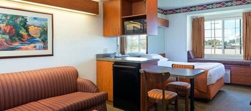 Гостиница Microtel Inn & Suites by Wyndham Pueblo в Пуэбло
