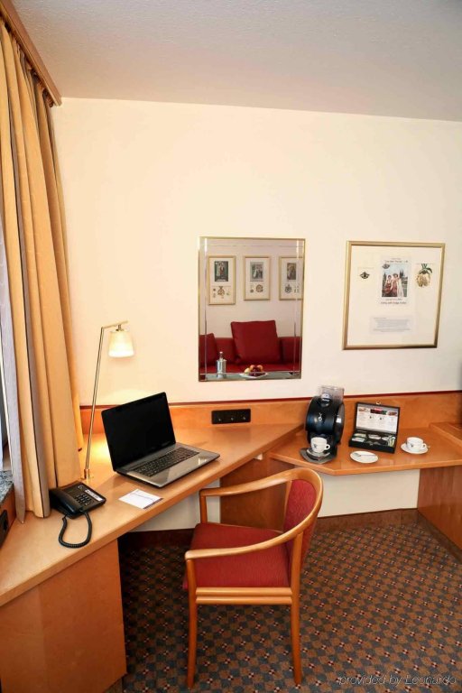 Фото Mercure Hotel Koeln City Friesenstrasse