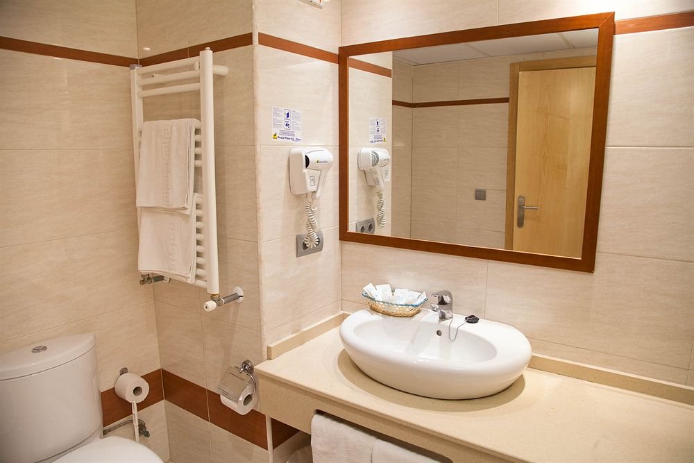 Фото Hotel Vibra S´Estanyol