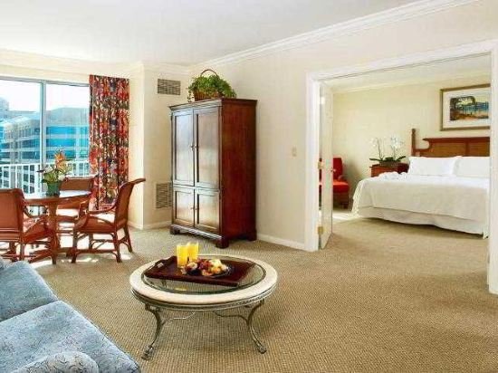 Фото Riverside Hotel