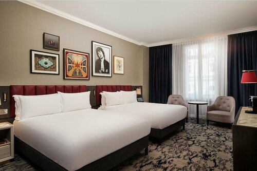 Гостиница The Trafalgar St. James London, Curio Collection by Hilton в Великобритании