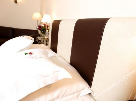 Фото Hotel Waldorf Montparnasse