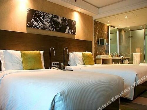 Гостиница The Eton Hotel Shanghai в Шанхае