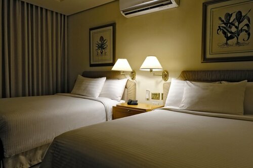Гостиница Subic Bay Yacht Club в Олонгапо
