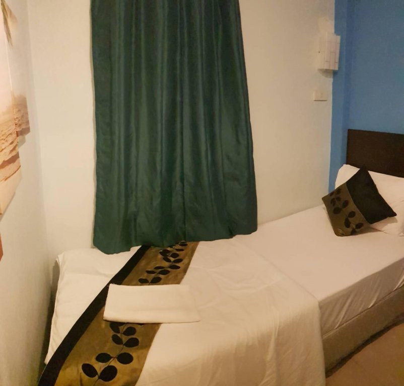 Фото Khaosan Green House Hotel