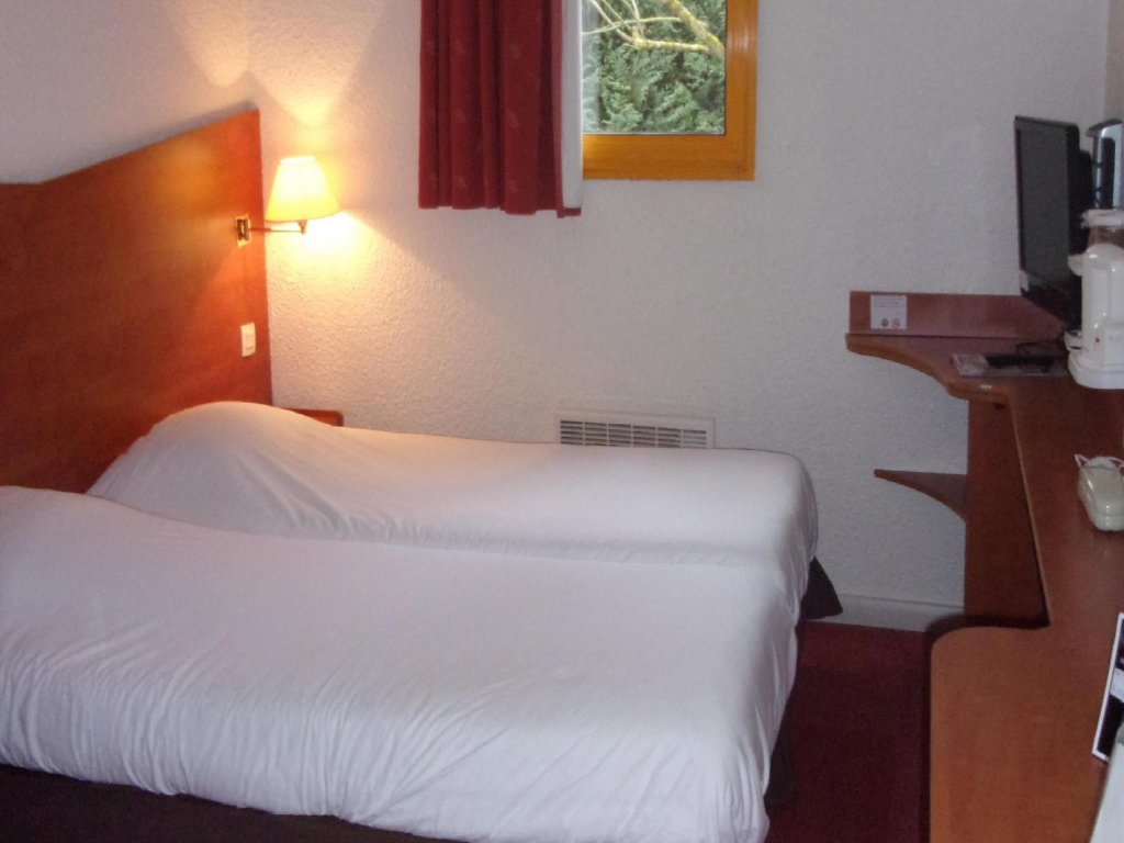 Фото Kyriad Chantilly