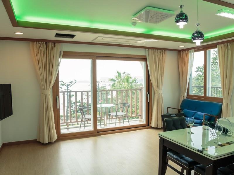 Фото The Bay Jeju Resort