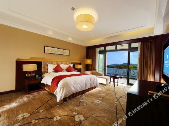 Фото New Century Resort Siming Lake Yuyao