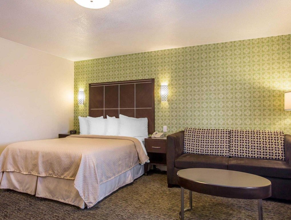 Фото Quality Inn Ontario Airport Convention Center