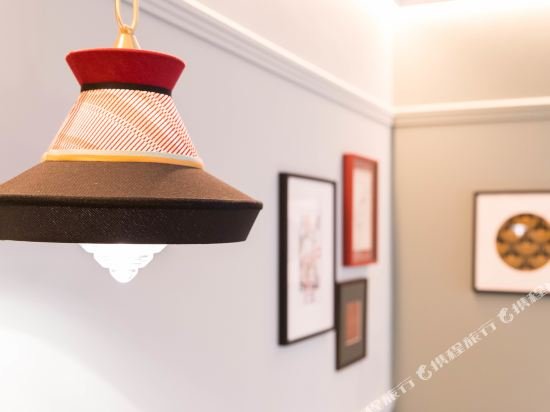 Фото Maison Rouge Hotel