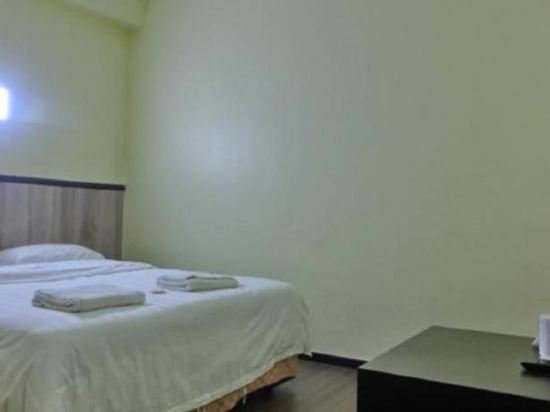 Фото The Garden Inn