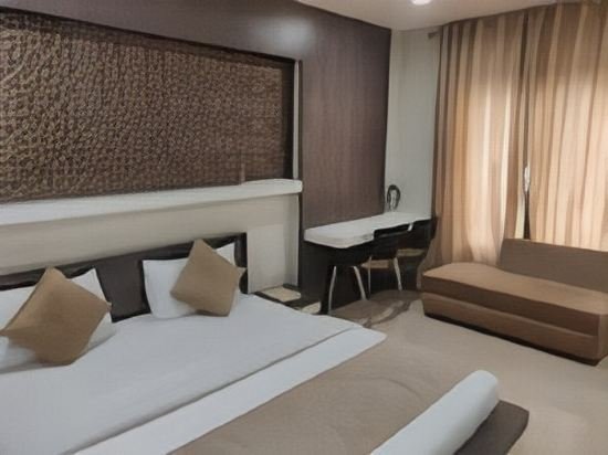 Фото Hotel Alankar Palace