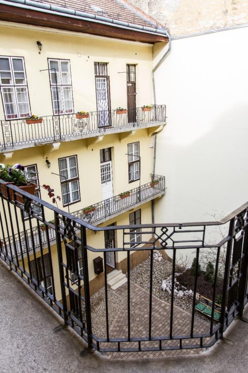 Фото Central Hotel 21