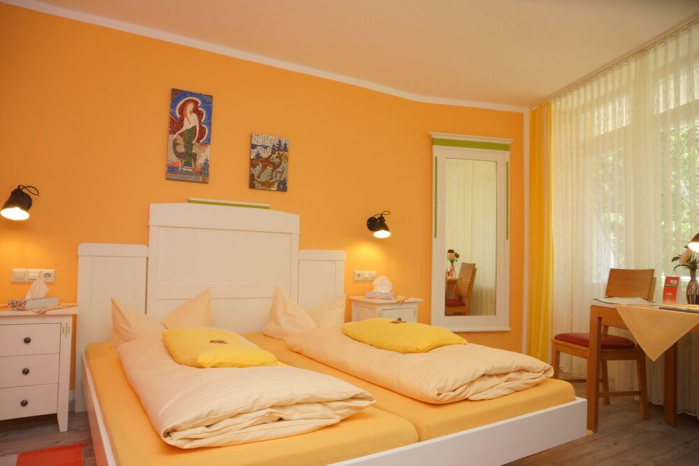 Фото Haus Am Kurpark Hotel Garni