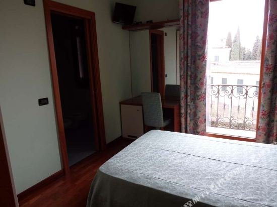 Фото Hotel Meridiana