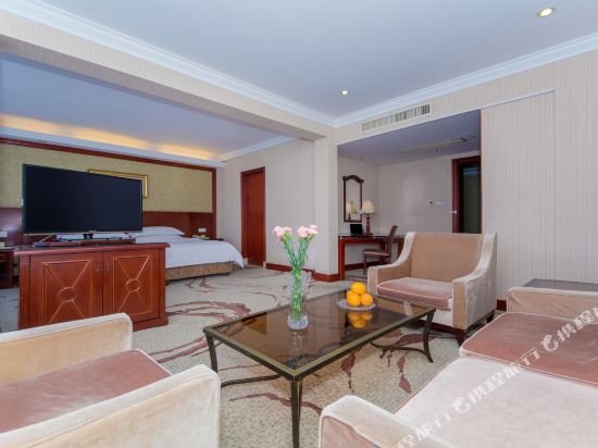 Фото Vienna International Hotel Xiangyang Railway Stati