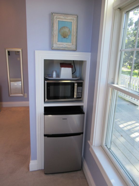 Фото Falmouth Heights Motor Lodge