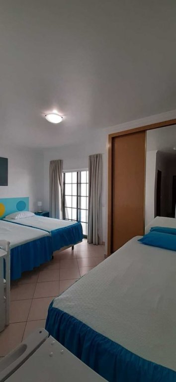 Фото Adelaide Hotel