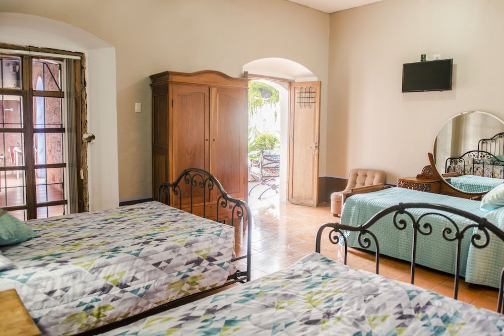 Фото Hotel Casa de las Fuentes