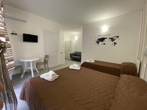 Гостиница In Centro Rooms в Кампофеличе-ди-Рочелле