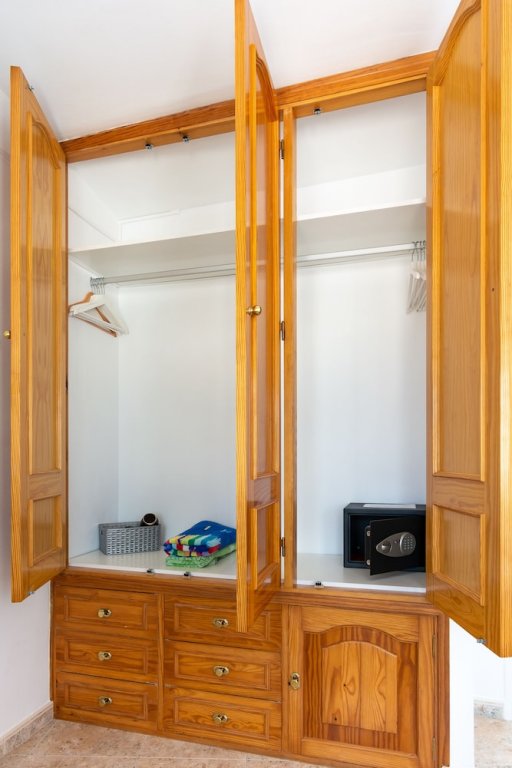 Фото Hostal Luna de Nerja