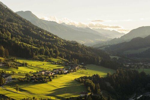 Внешний вид отеля Hotel Alpendorf в Альпендорфе, фото 3