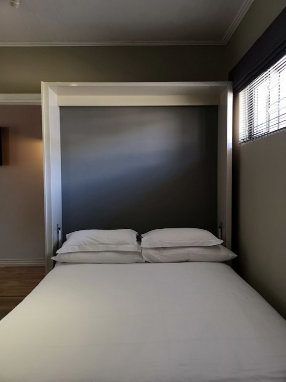 Фото The Hyde All-Suite Hotel