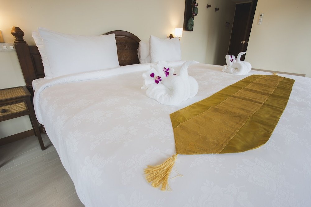 Фото Chada Mantra Hotel