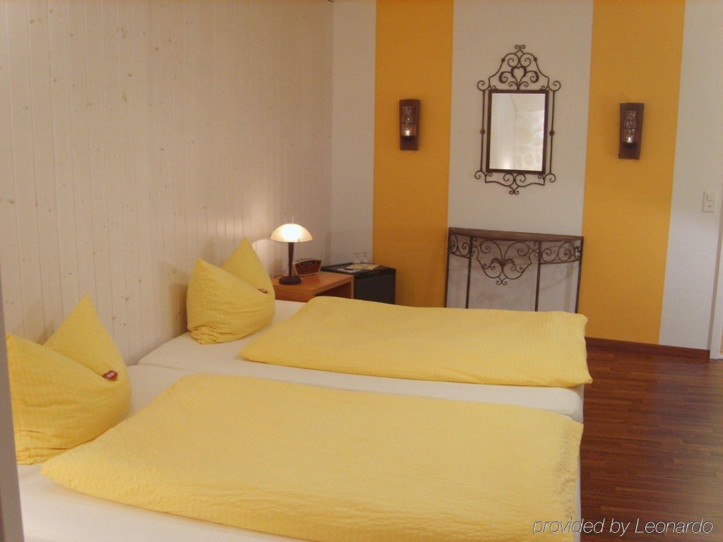 Фото Zunfthaus zu Wirthen Hotel Solothurn