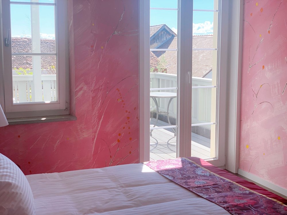 Фото La Couronne