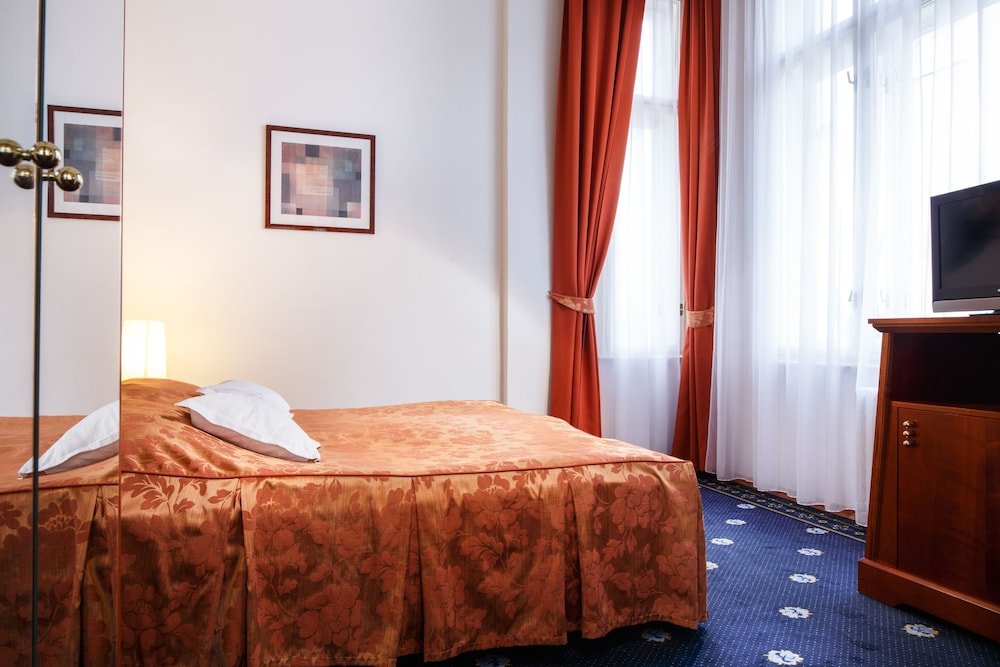 Фото Lázeňský hotel Villa Smetana