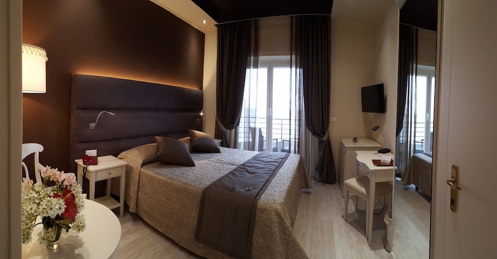 Фото Hotel Regina