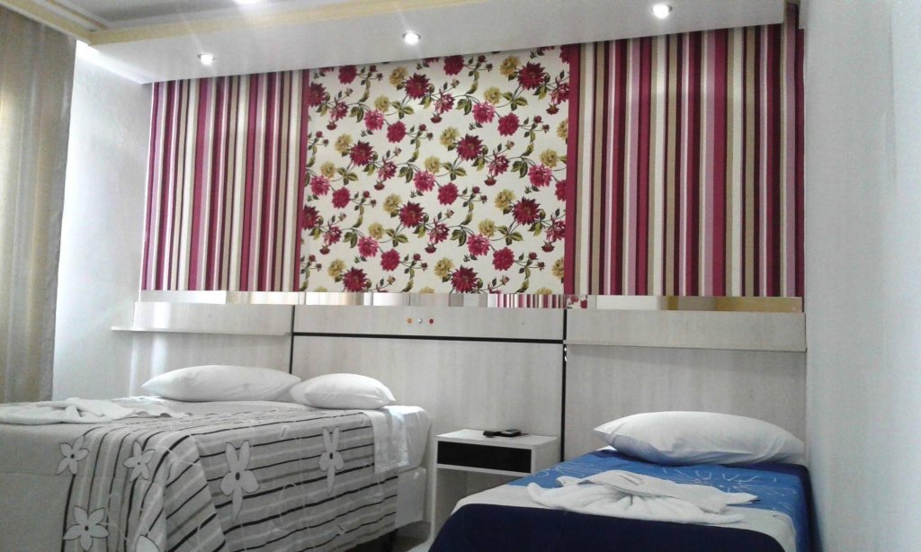 Фото Hotel Rediadri