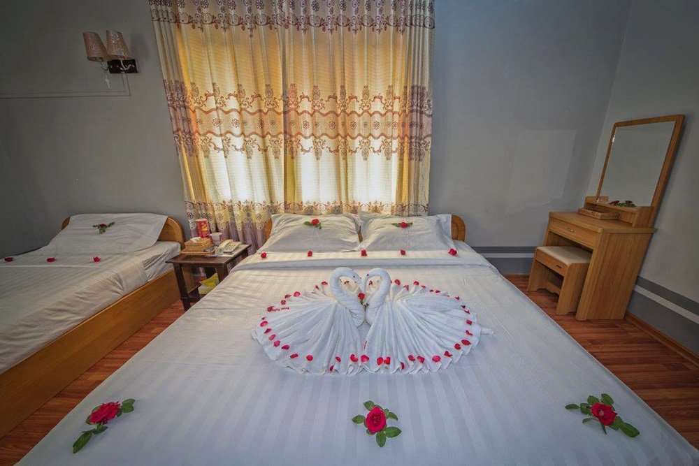 Фото Royal Tulip Hotel