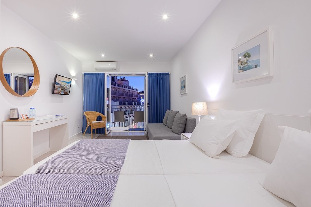 Фото Hotel Baltum