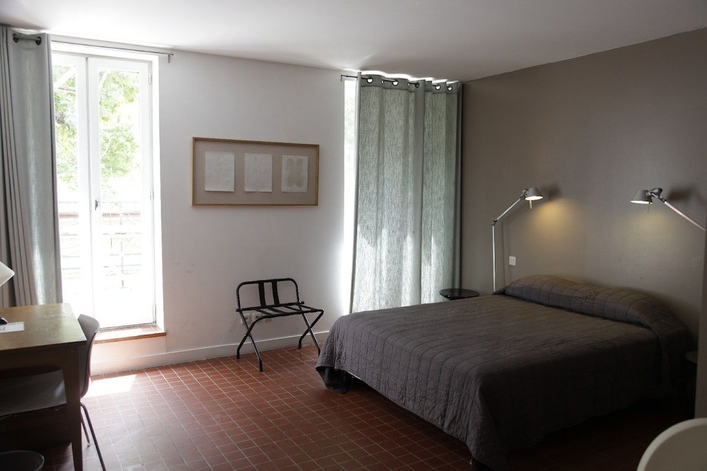 Фото Hôtel Burrhus