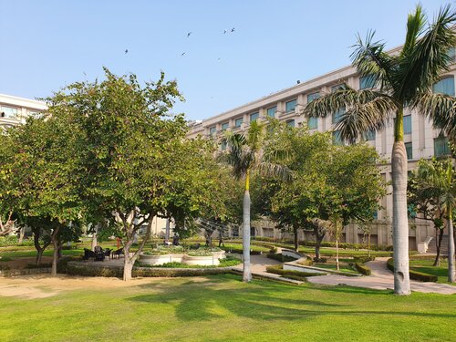 Гостиница The Grand New Delhi в Дели