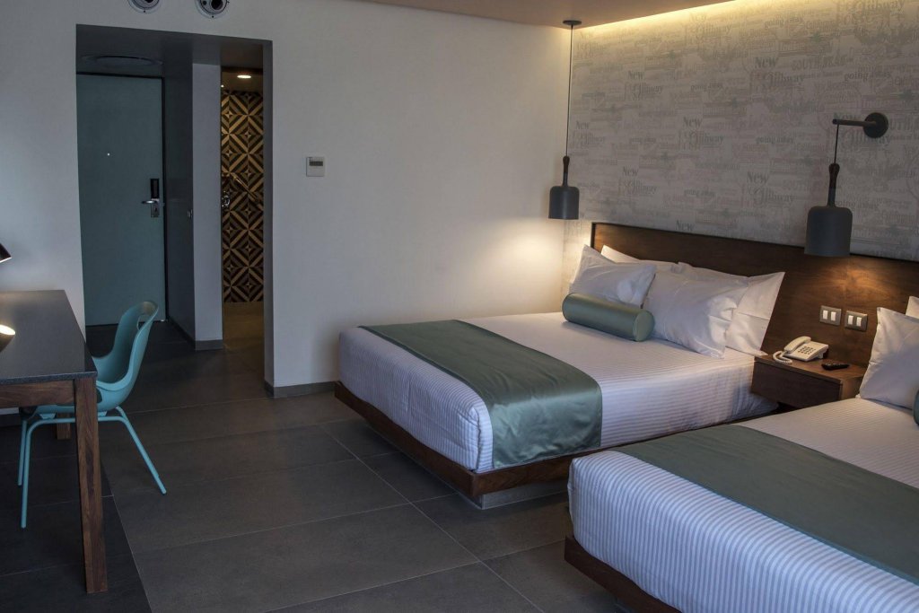 Фото Hotel Balneario Parque Acuático La Caldera