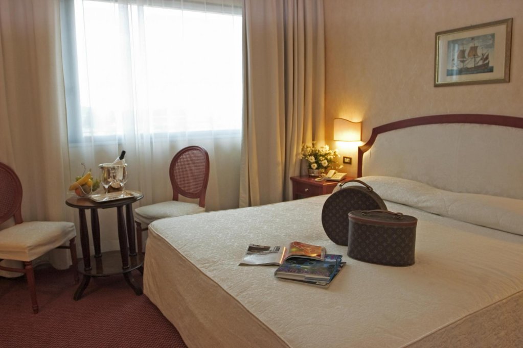 Фото Hotel Martini Olbia